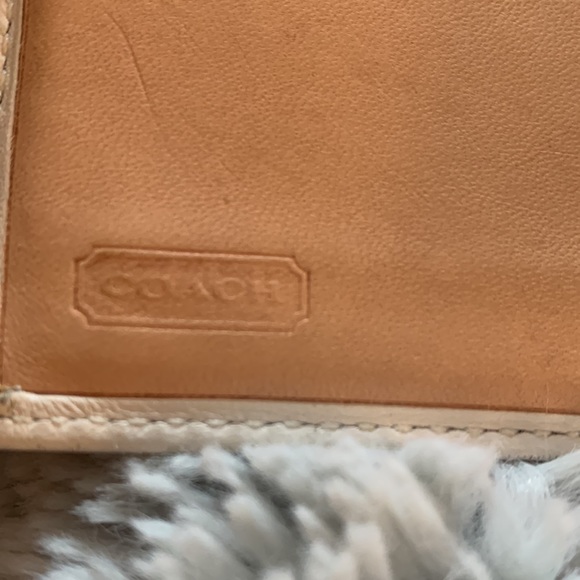 COACH Bees And Flowers Appliqué Burlap And Leather Vintage Wallet - Picture 8 of 8